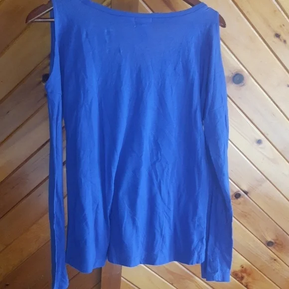 APPROPRIATE Behavior Cold Shoulder 196 - Picture 4 of 4